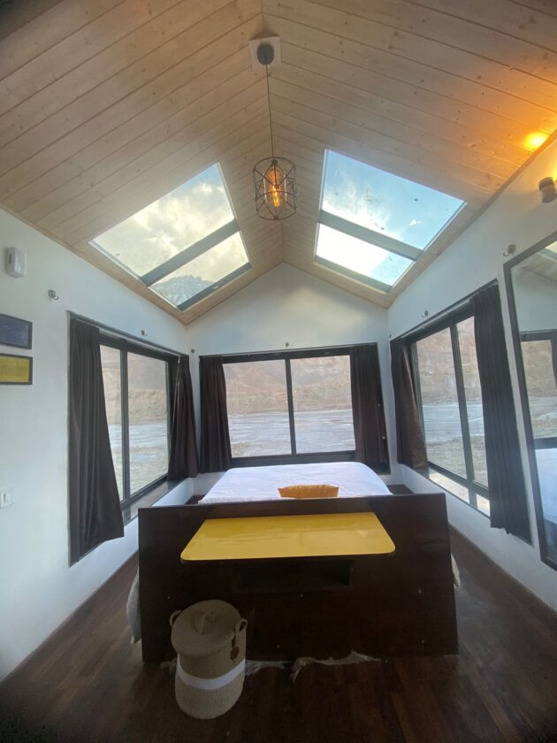 Glass Room - Yellow Hotels and Cottages - Image 7